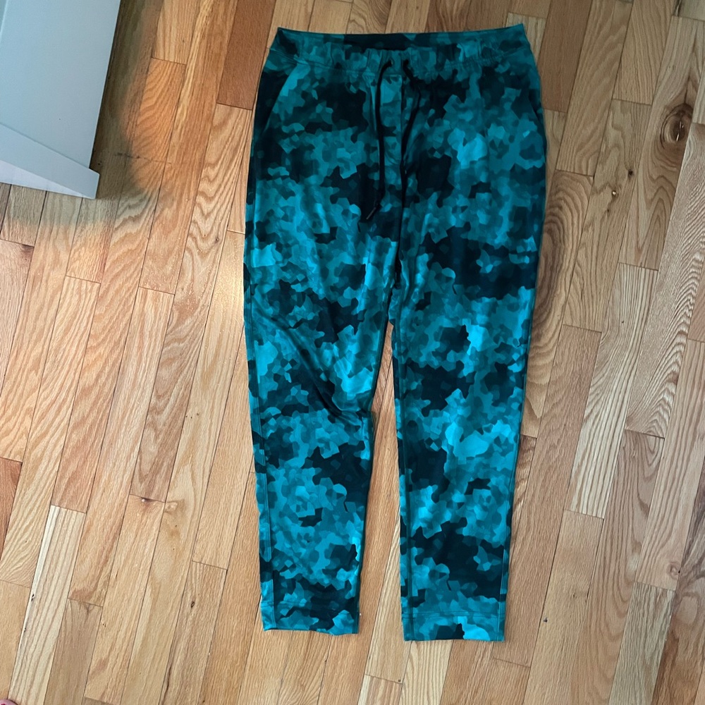 Lululemon joggers